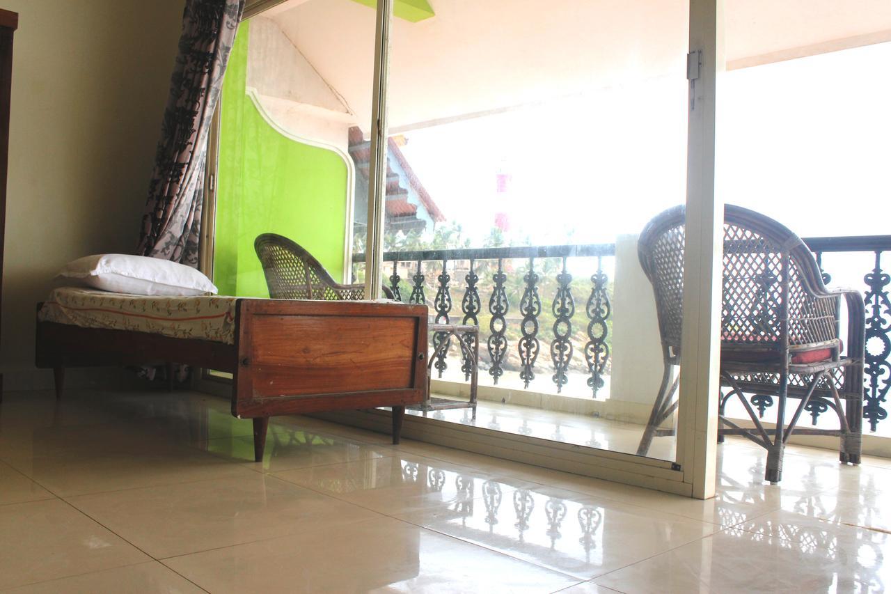 Adam Beach Resort Kovalam Exterior foto