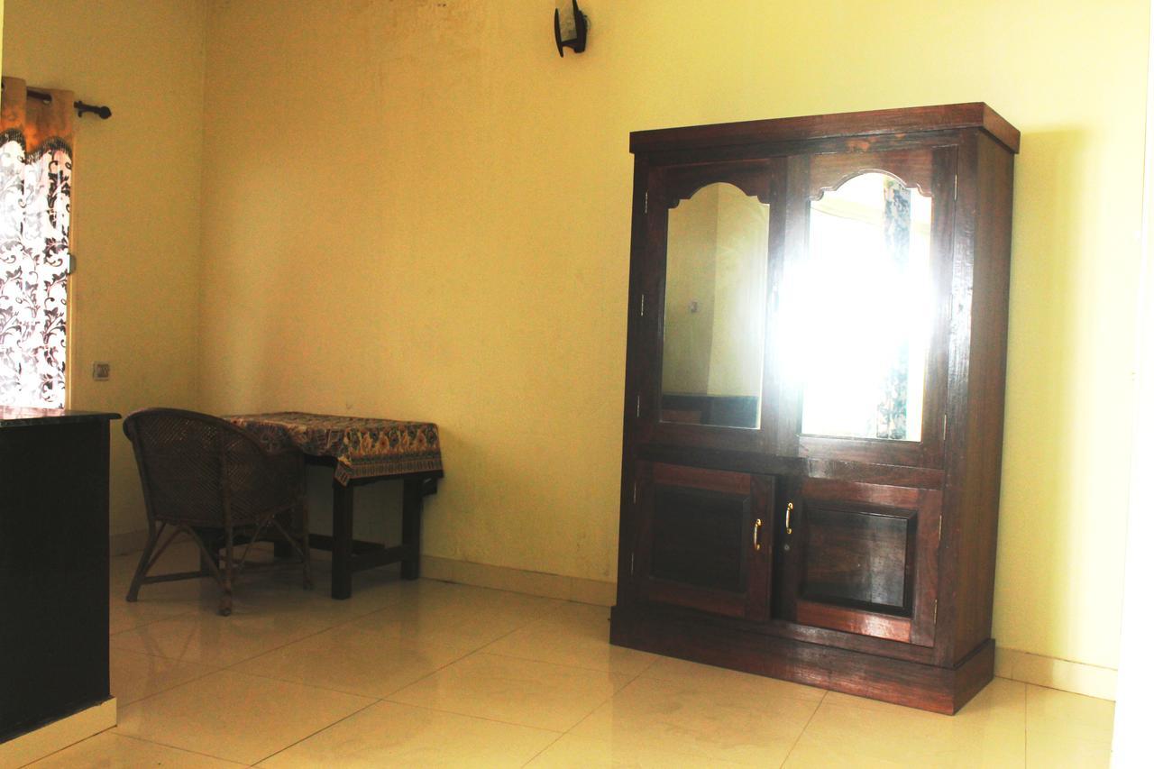 Adam Beach Resort Kovalam Exterior foto