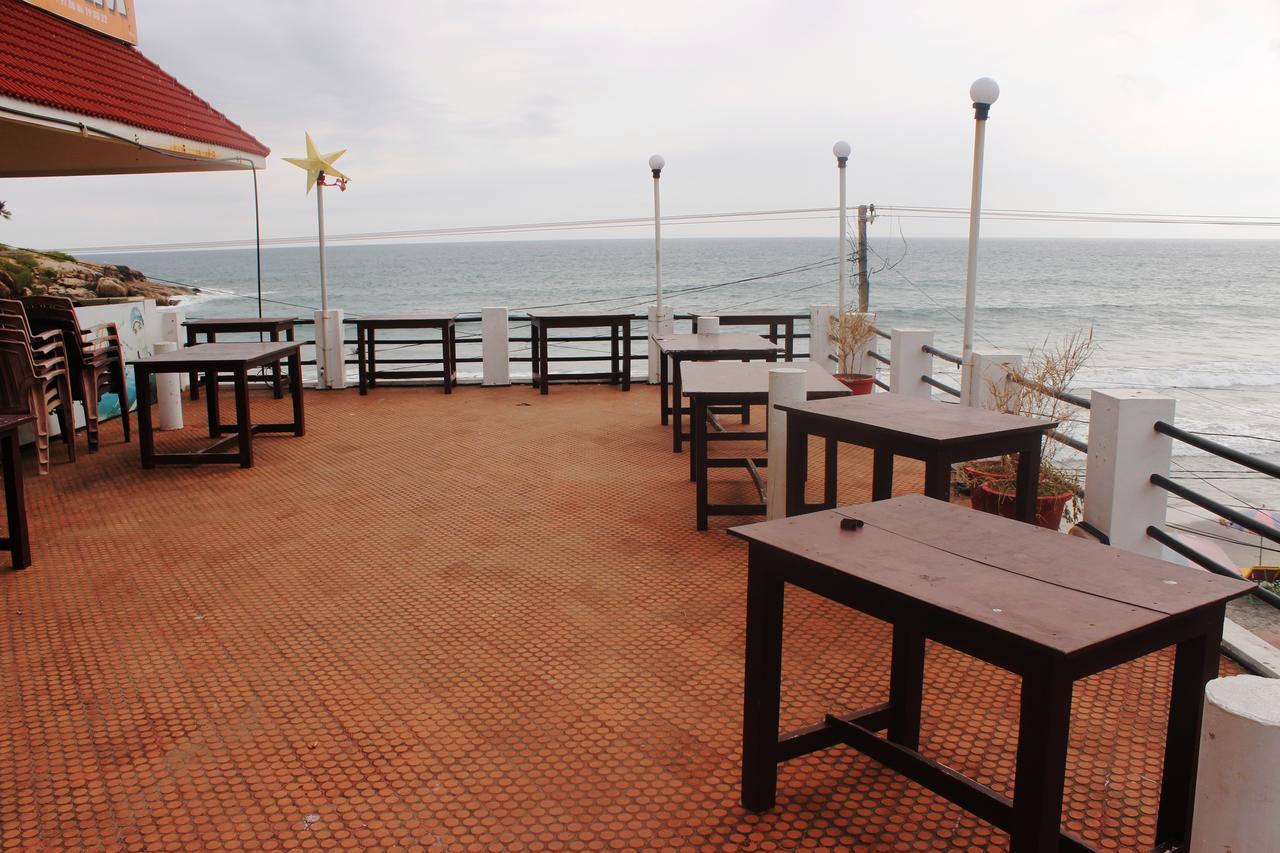 Adam Beach Resort Kovalam Exterior foto